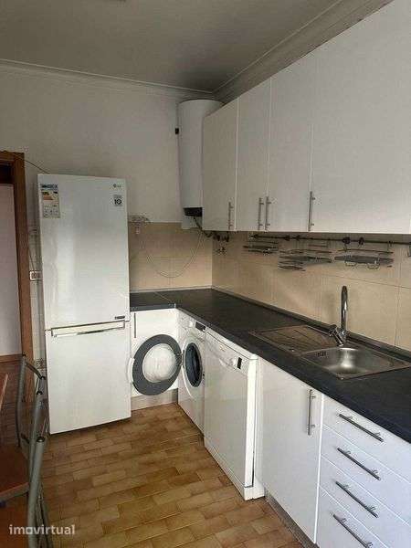 T3 com Pátio Privado e Churrasqueira – Coimbra - Grande imagem: 5/10