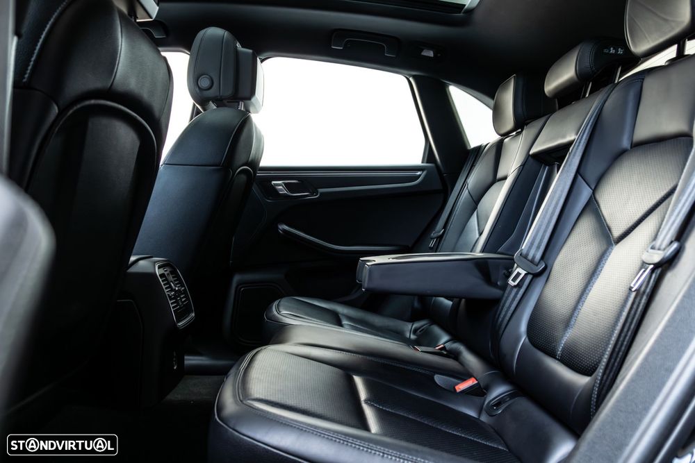 Porsche Macan - 37
