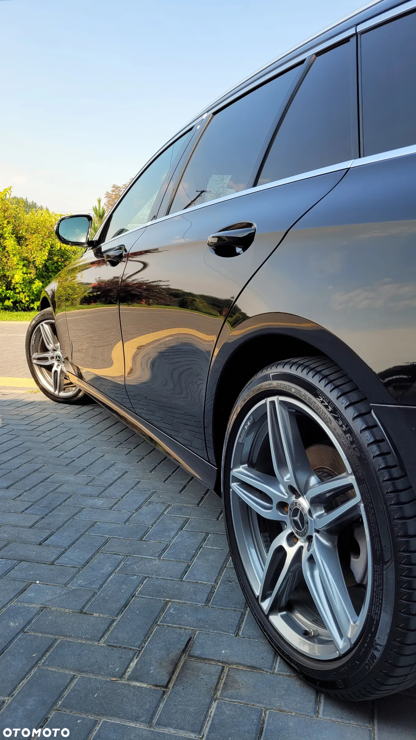 Mercedes-Benz Klasa E 220 d 4-Matic 9G-TRONIC - 5