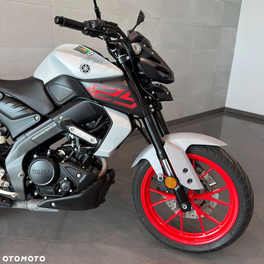 Yamaha MT - 5