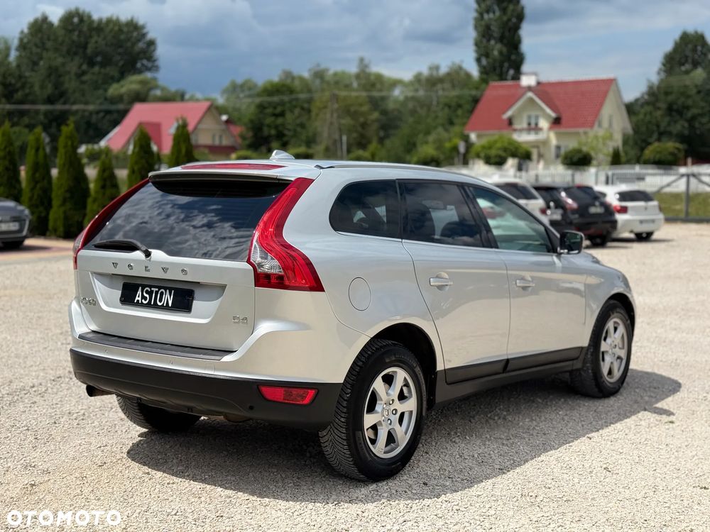 Volvo XC 60 D4 Summum - 8