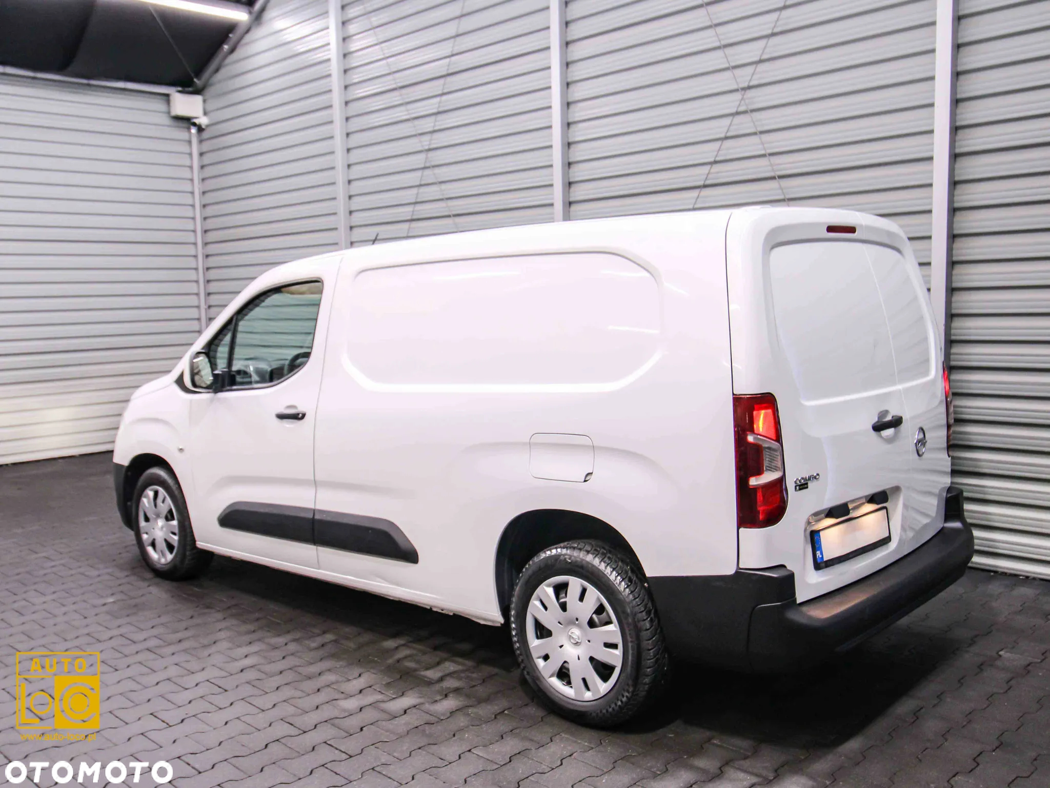 Opel COMBO FURGON - 8