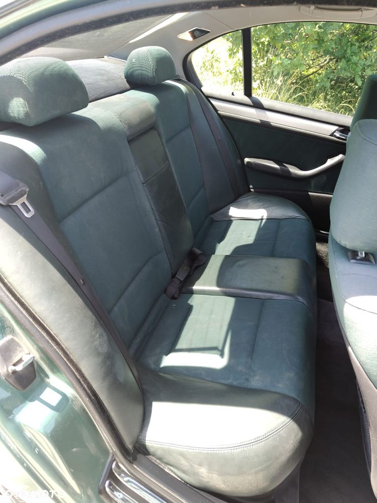 BMW Seria 3 - 18