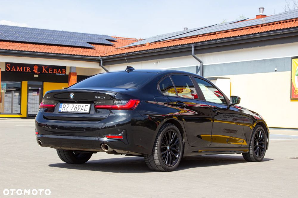 BMW Seria 3 320i Advantage - 3