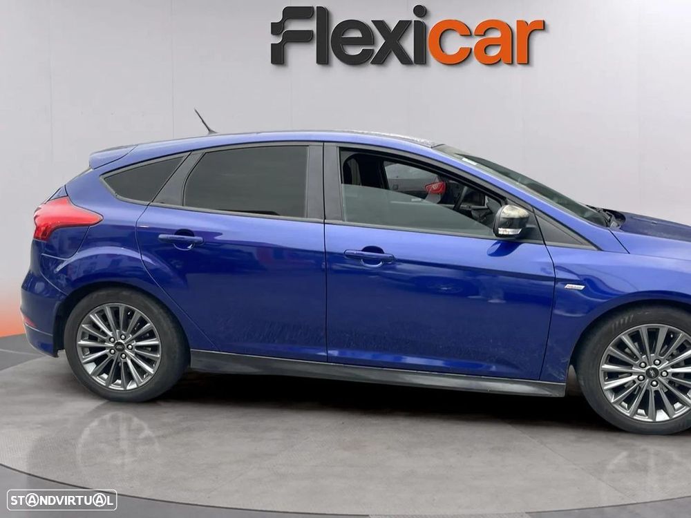 Ford Focus 1.0 EcoBoost ST-Line - 5