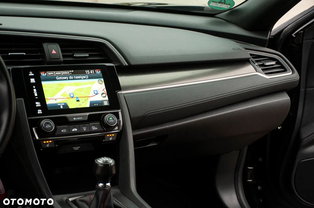 Honda Civic 1.0 i-VTEC Turbo Executive Sport Line - 32
