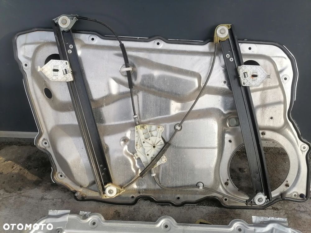 Mechanizm Podnośnik Szyby Prawy Przód Audi A8 D3 - 3