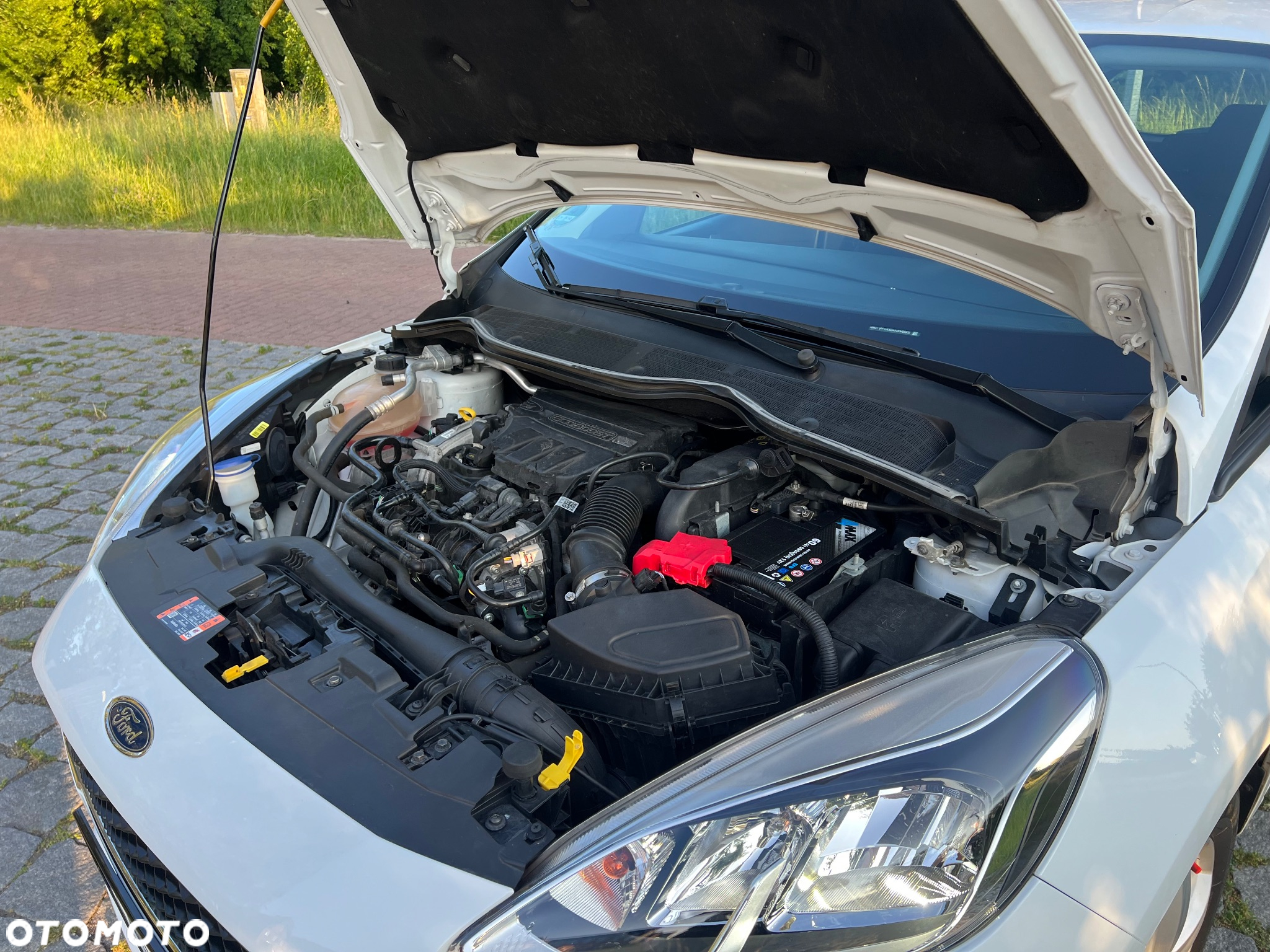 Ford Fiesta 1.0 EcoBoost S&S COOL&CONNECT - 39