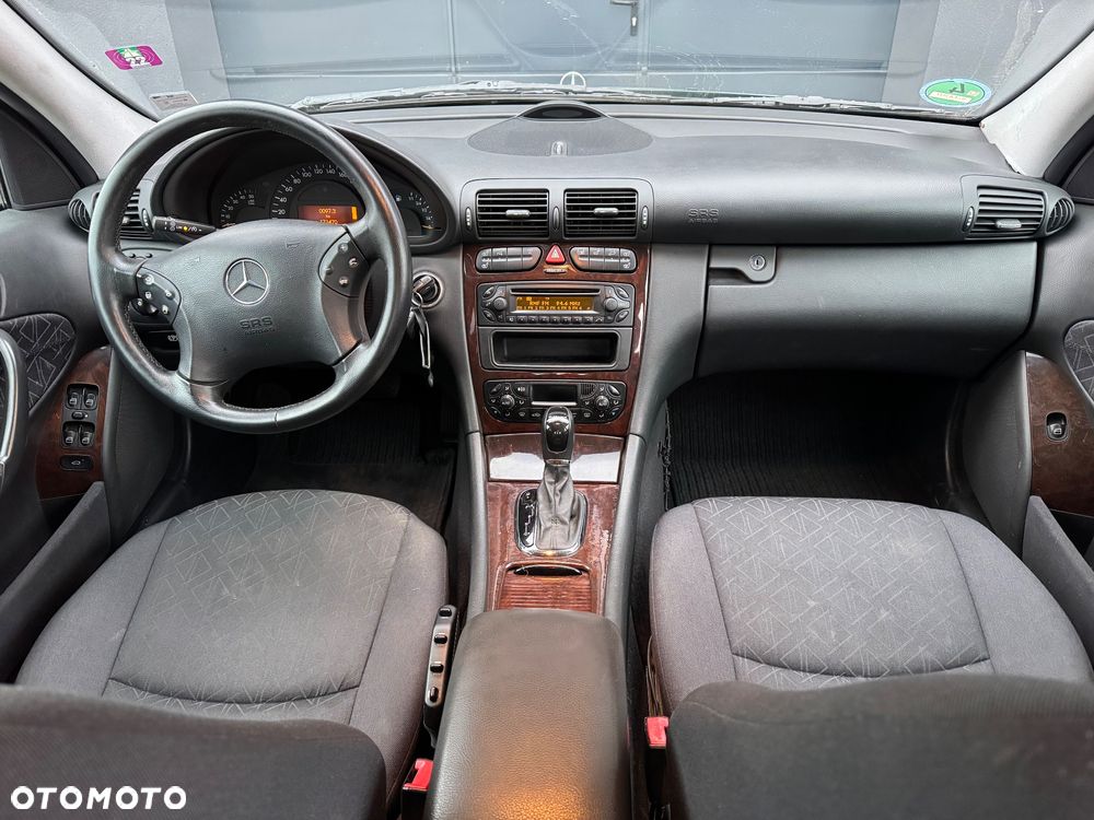 Mercedes-Benz Klasa C - 12