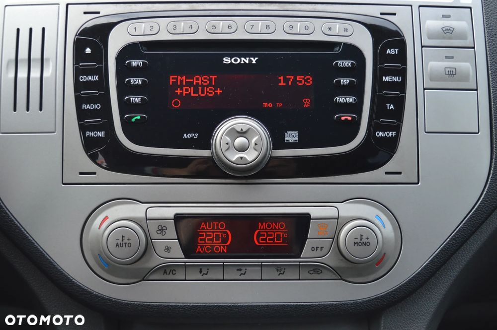 Ford Kuga 2.0 TDCi 4x4 Titanium - 18