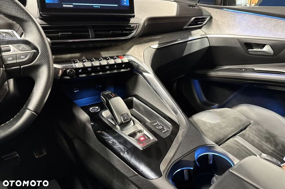Peugeot 3008 BlueHDi 130 Stop & Start EAT8 GT - 11