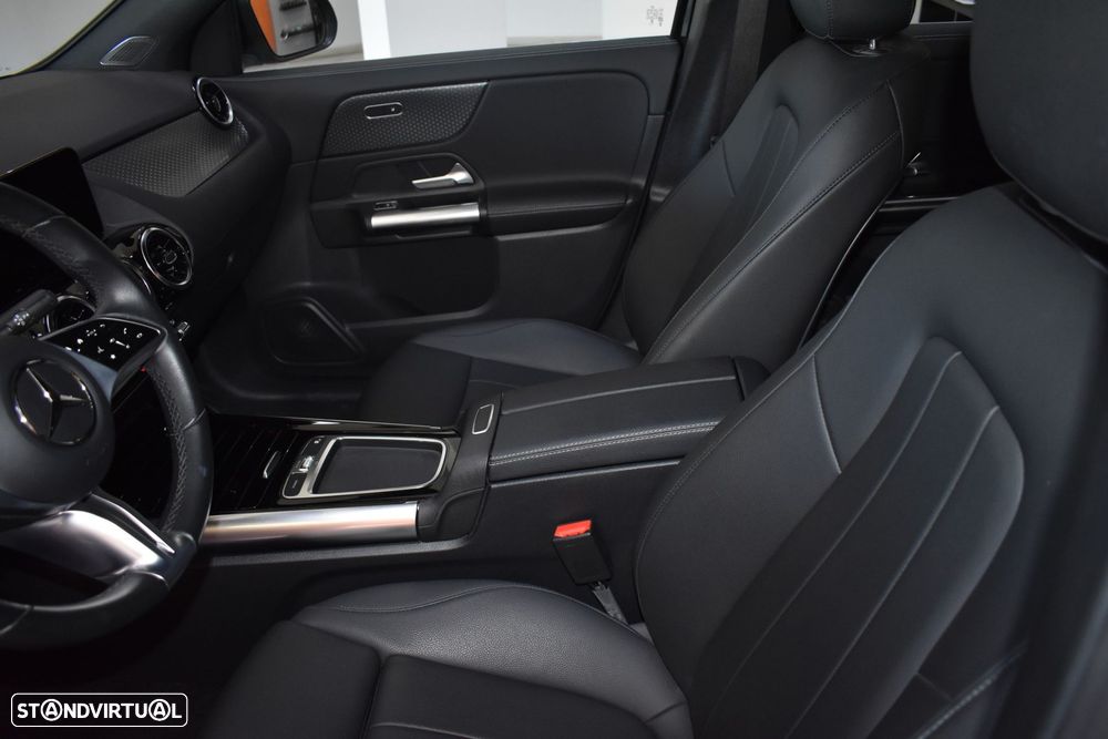 Mercedes-Benz GLA 250 - 21