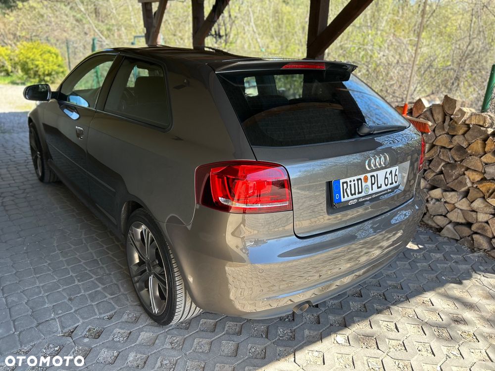 Audi A3 3-drzwiowe 1.6 TDI Attraction - 17