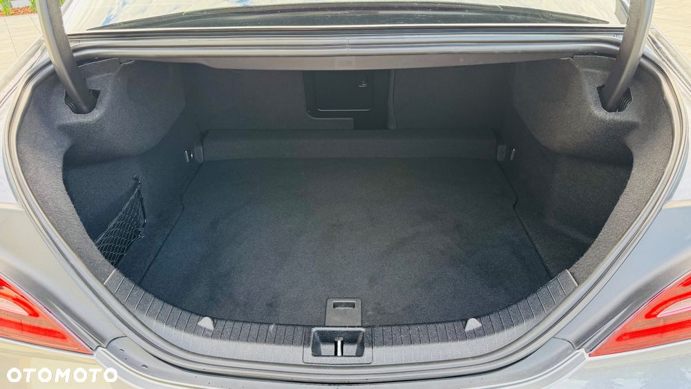 Mercedes-Benz CLA 250 4-Matic - 22