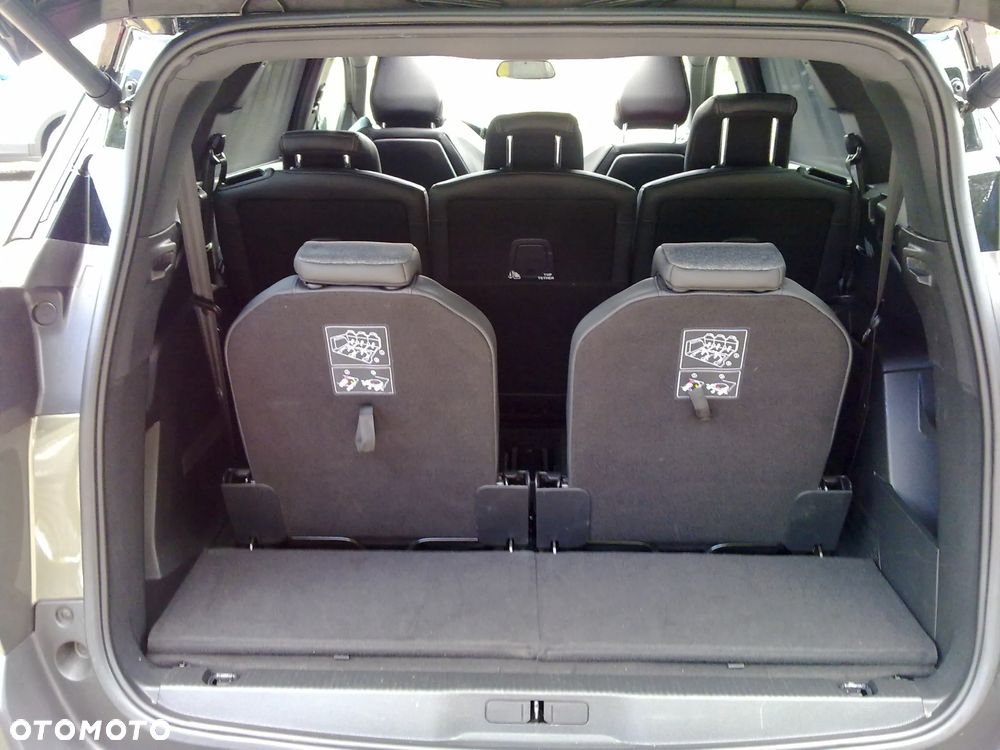 Peugeot 5008 1.6 PureTech GT Line S&S EAT8 - 21