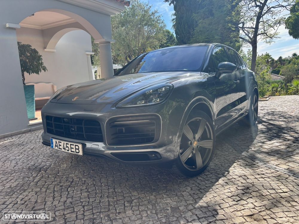 Porsche Cayenne E-Hybrid - 1