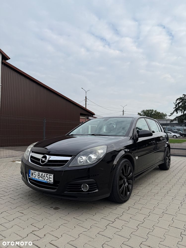Opel Signum 2.0 T Sport - 24