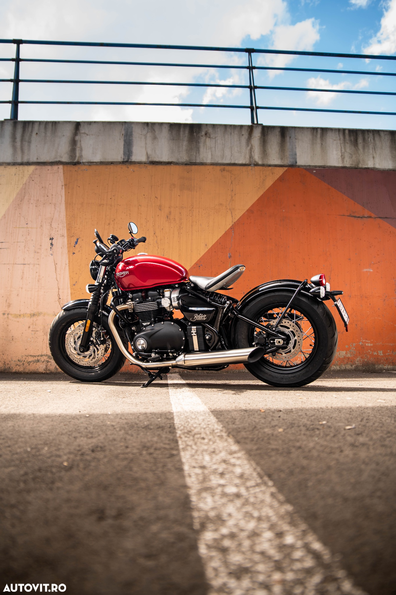 Triumph Bonneville Bobber - 9