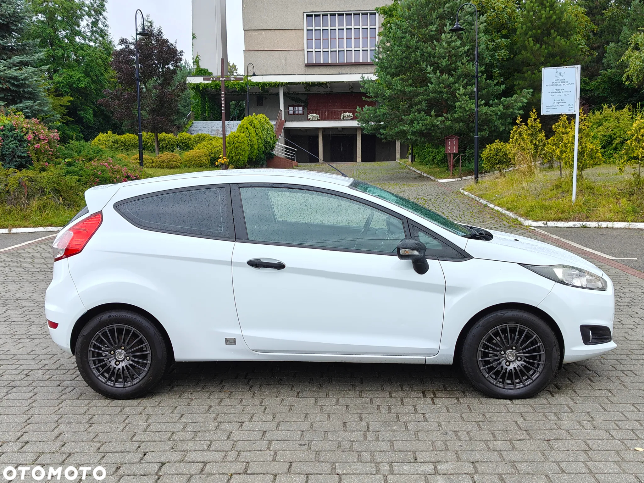 Ford Fiesta 1.5 TDCi Ambiente - 2