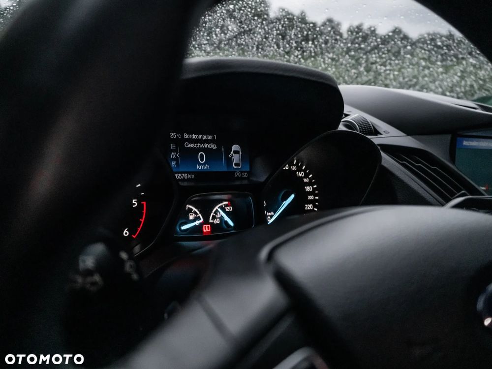 Ford Kuga 2.0 TDCi 4x4 Titanium - 18