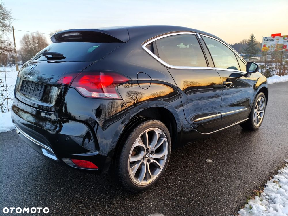 Citroën DS4 HDi 165 SoChic - 12