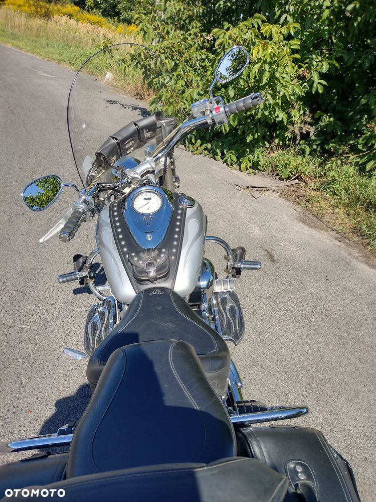 Yamaha Road Star - 9