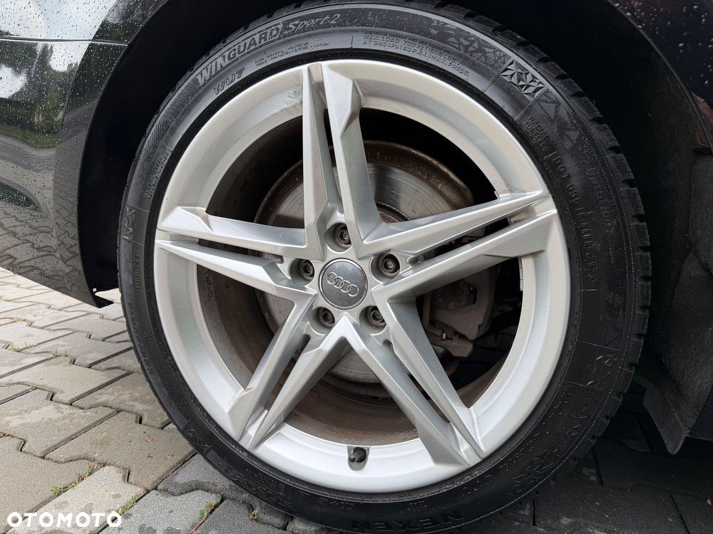 Audi A4 Avant 2.0 TDI ultra S tronic sport - 33