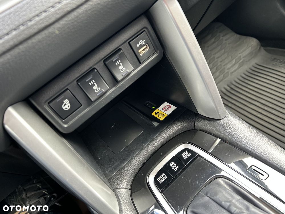 Toyota Corolla Cross - 18