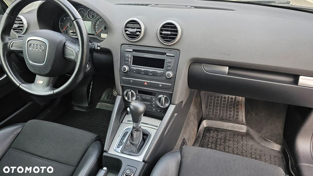 Audi A3 2.0 TDI DPF (DSG) S tronic Ambiente - 11
