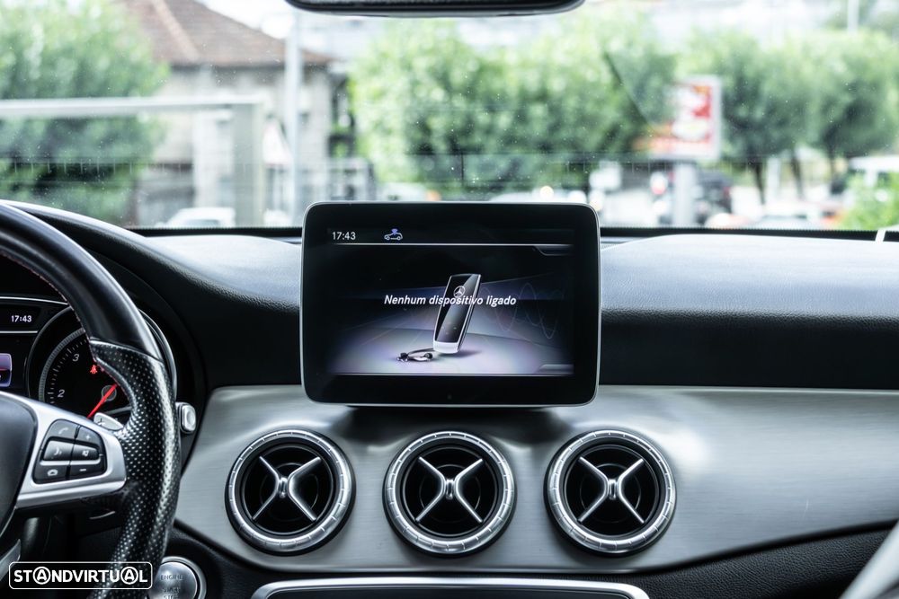 Mercedes-Benz CLA 180 d AMG Line Aut. - 33