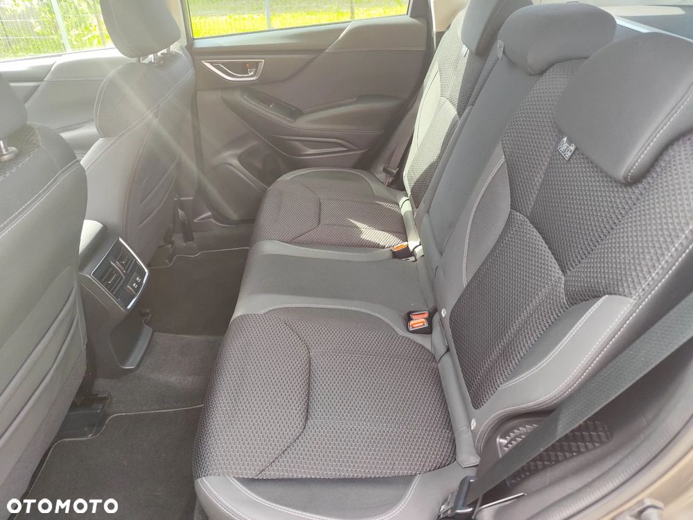 Subaru Forester 2.0ie Lineartronic Platinum - 12