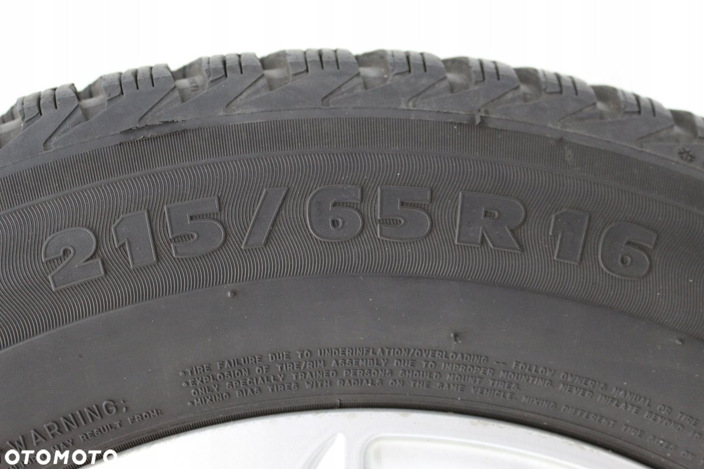 AUDI Q3 8U KOŁA ALUFELGI 215/65R16 8U0601025 ZIMA - 11