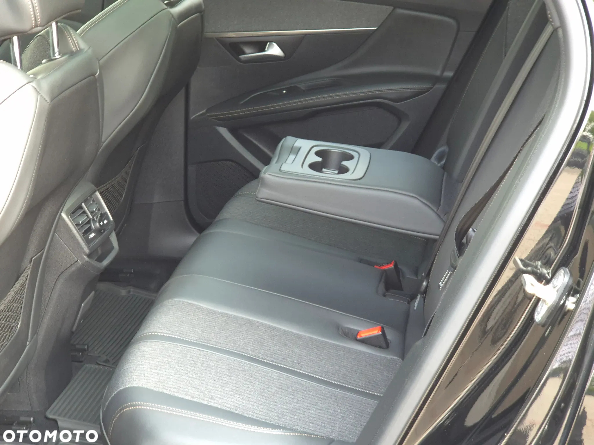 Peugeot 3008 - 25