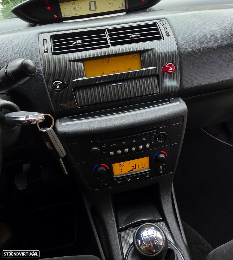 Citroën C4 1.6 HDi Exclusive - 18