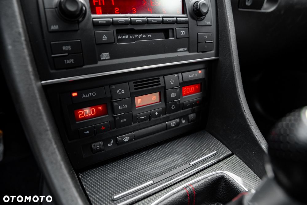 Audi S4 Avant Standard - 32