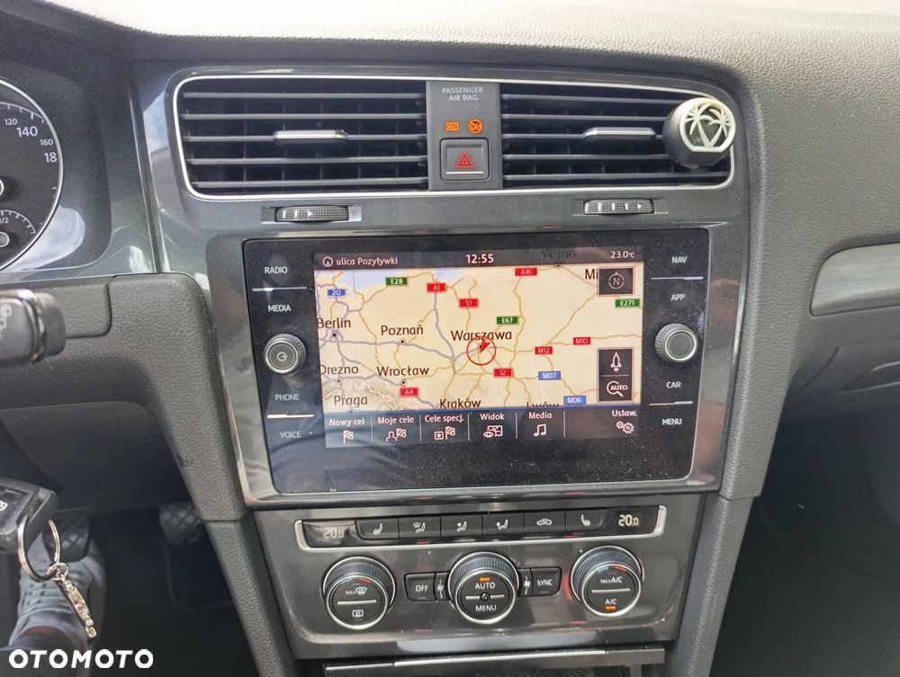 Volkswagen Golf VII 1.6 TDI BMT Comfortline - 13