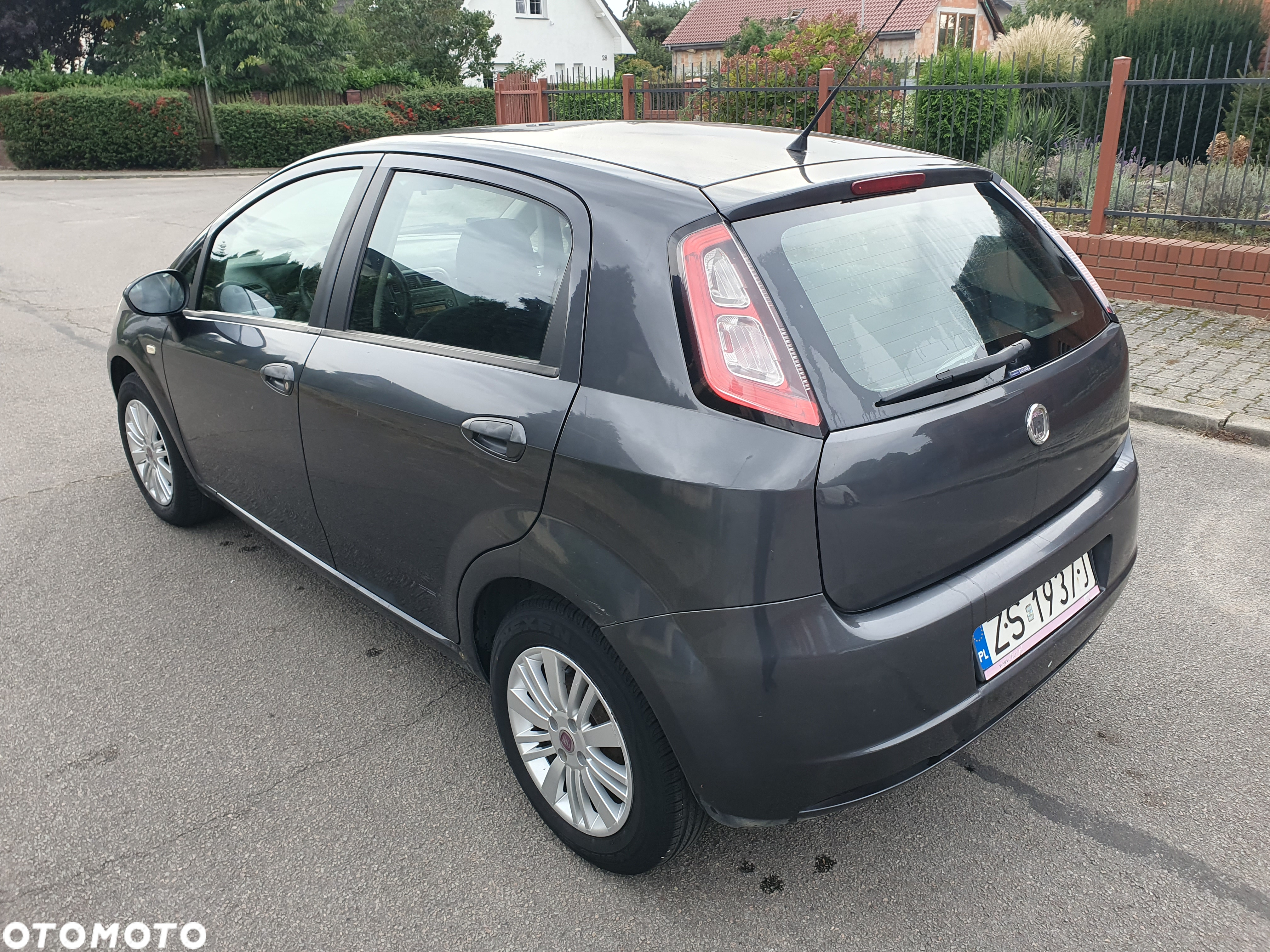 Fiat Punto 1.4 16V Dynamic - 3