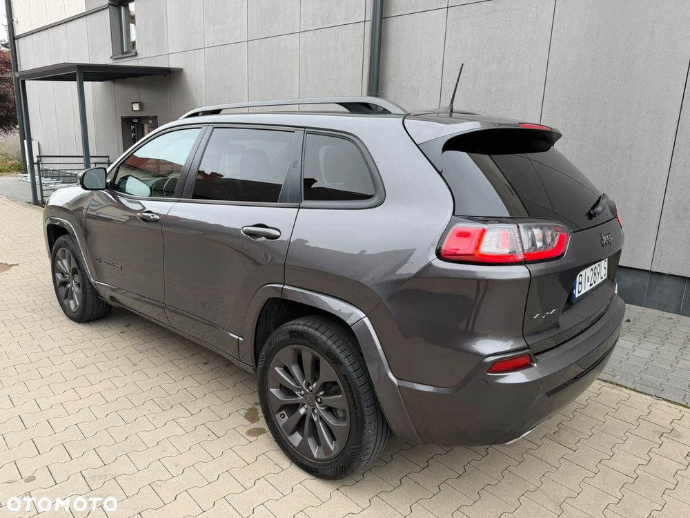Jeep Cherokee - 5