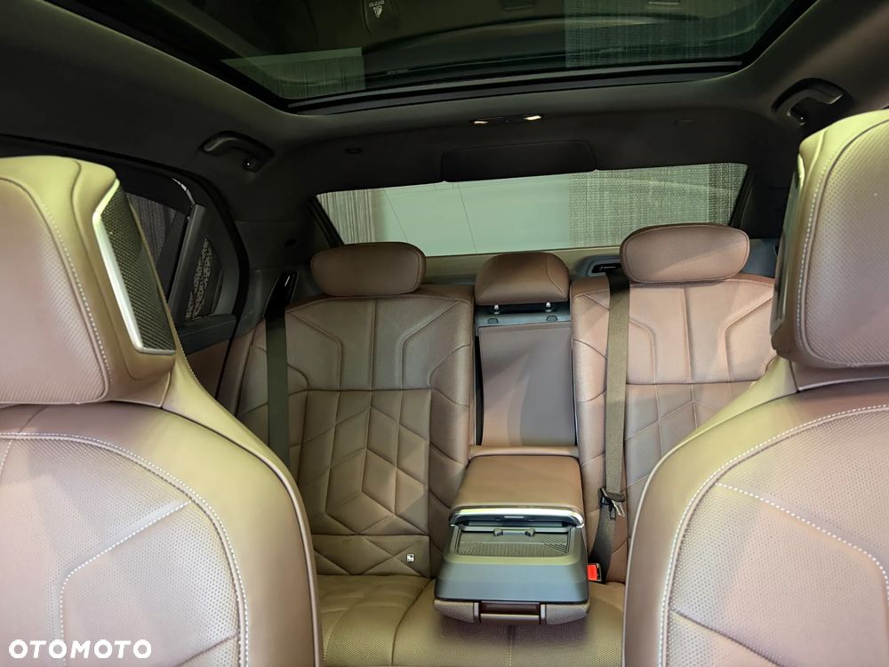 BMW Seria 7 740d xDrive mHEV M Sport sport - 36