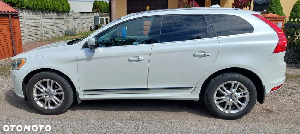 Volvo XC 60 T5 Drive-E Momentum - 8