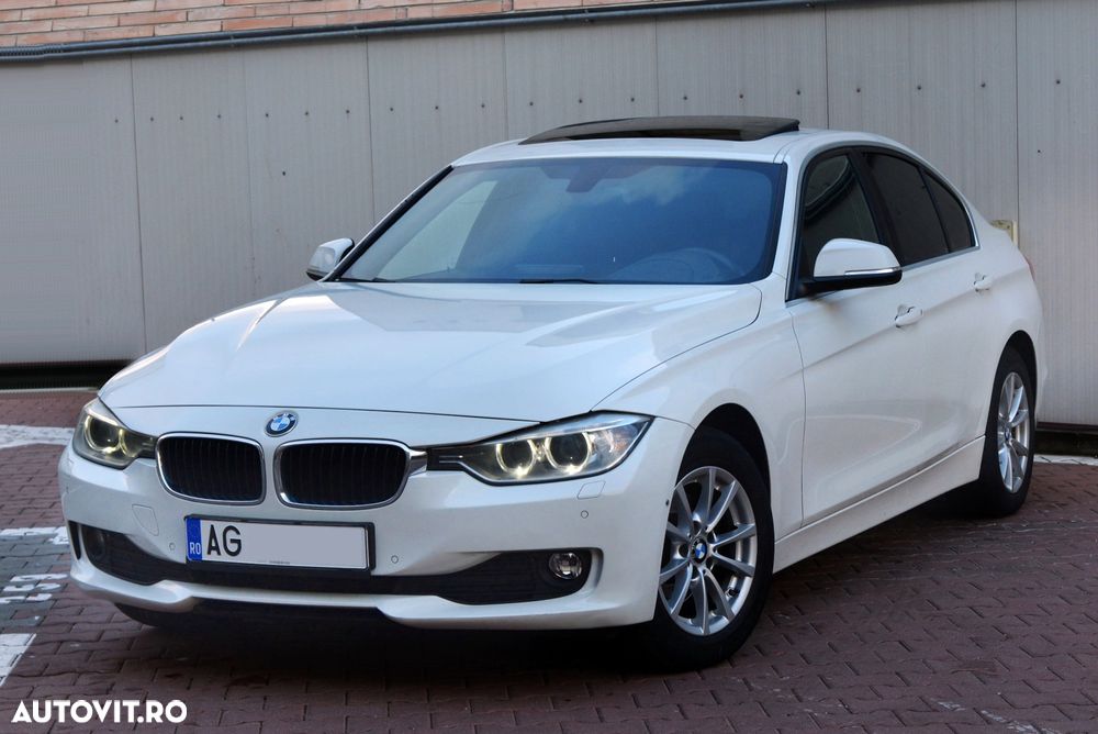 BMW Seria 3 320d Touring Aut. Blue Performance Sport Line - 1