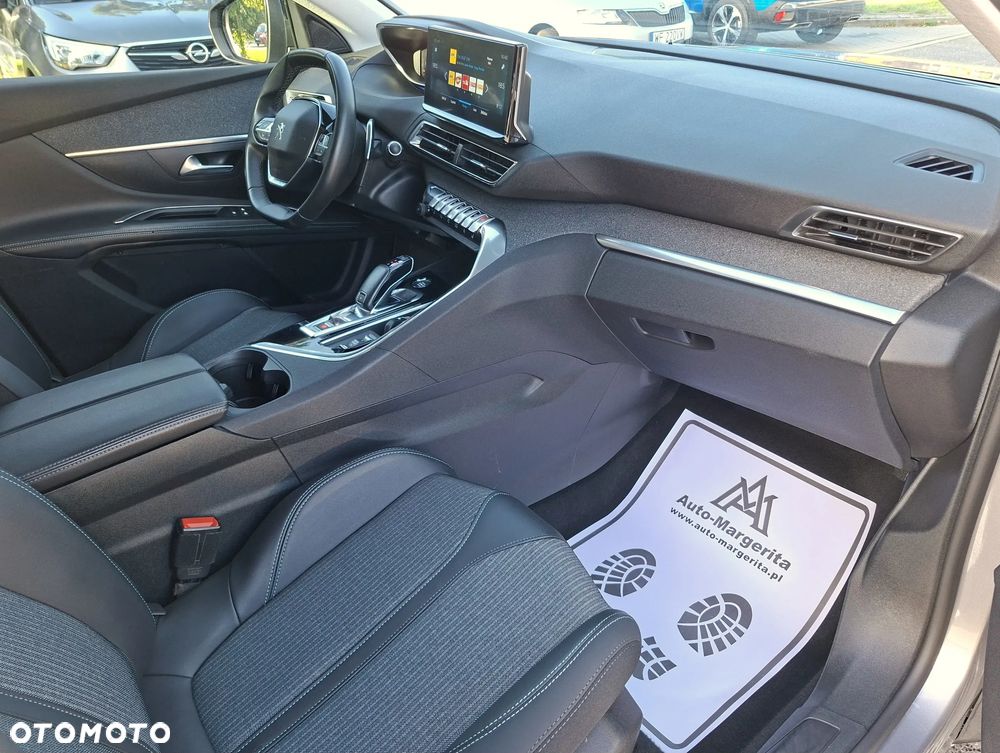 Peugeot 5008 BlueHDi 130 EAT8 Allure - 32