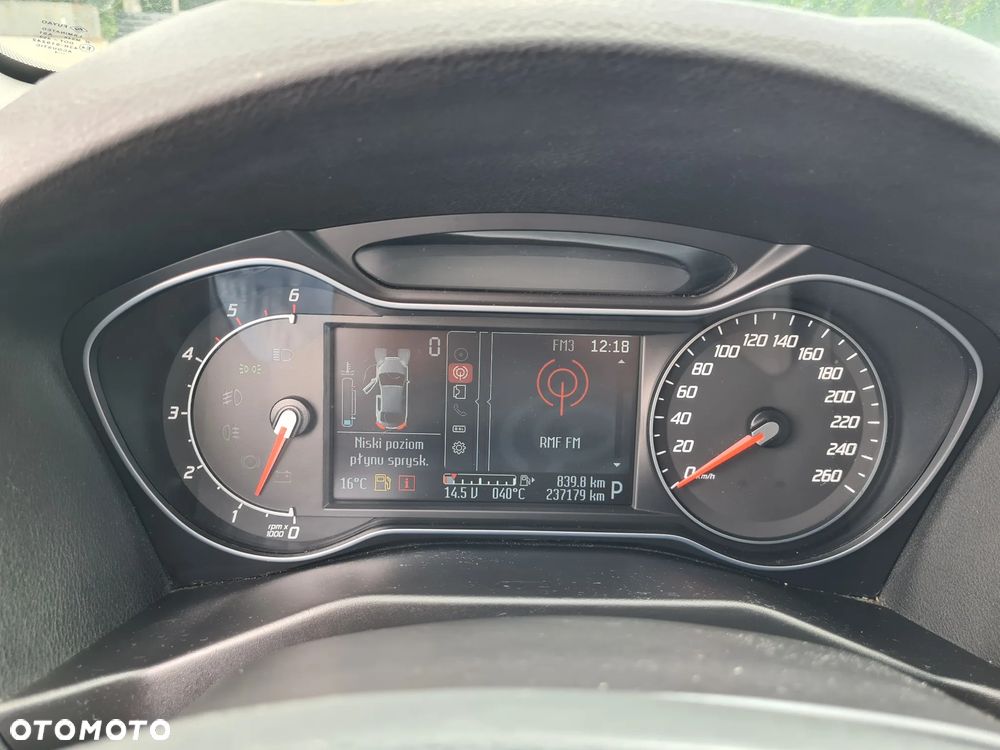 Ford Mondeo - 20