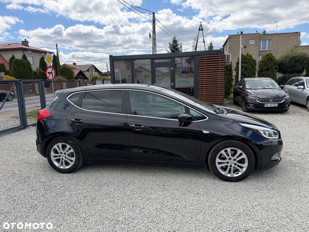 Kia Ceed 1.4 CVVT ISG Dream Team Edition - 20