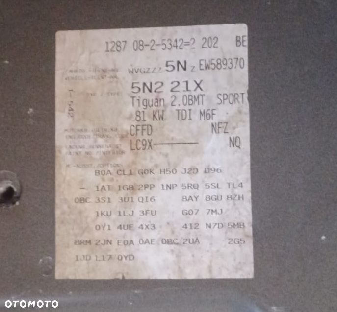 Volkswagen Tiguan 2.0 TDI DPF BlueMotion Technology Sport & Style - 12