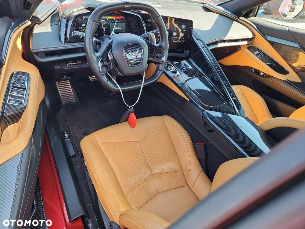 Chevrolet Corvette - 9