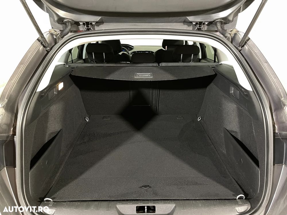 Peugeot 308 PureTech 130 GPF EAT8 Stop & Start Allure - 12