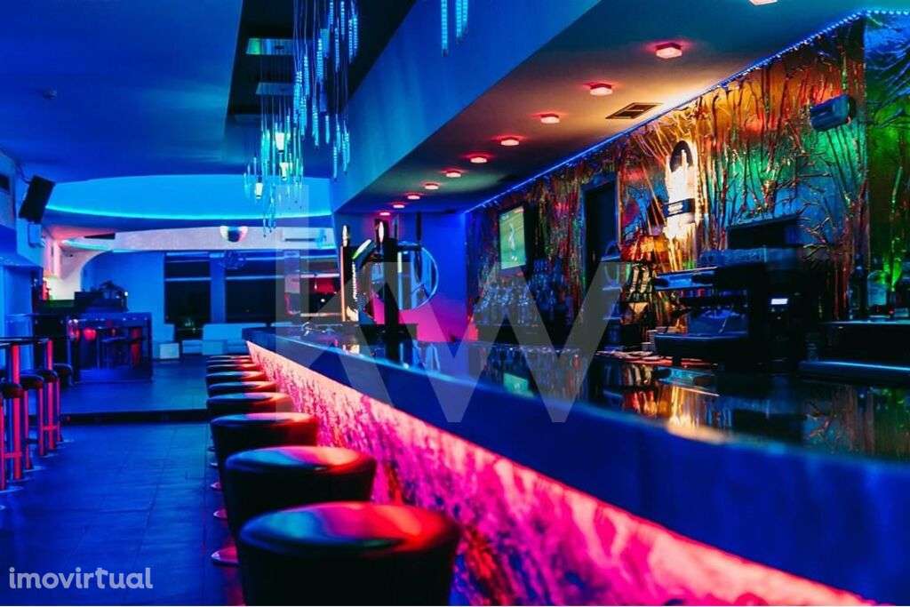 Trespasse Café/Bar/Danceteria/Restaurante ! Cesar (centro) - Oliveira - Grande imagem: 2/18