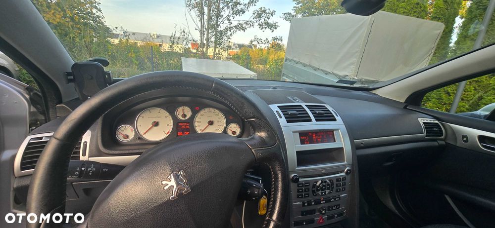 Peugeot 407 - 4