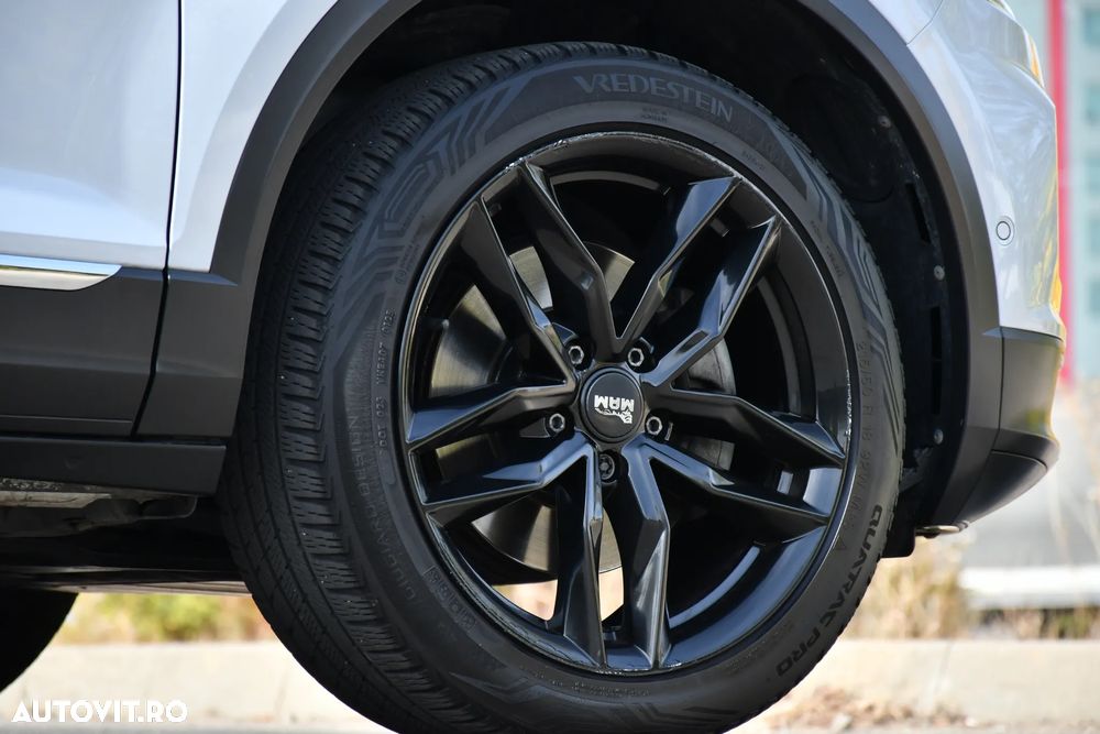 Volkswagen T-Roc - 14